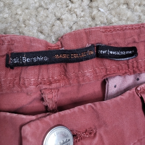 Bershka Basics Chino Pant in Mauve Pink Color - Picture 3 of 11